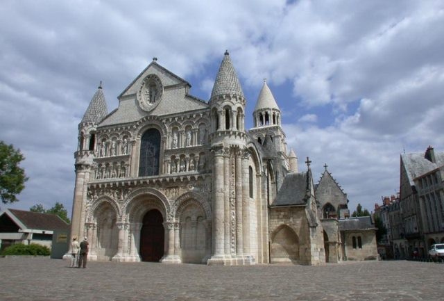 Poitiers vienne la collegiale notre dame la grande