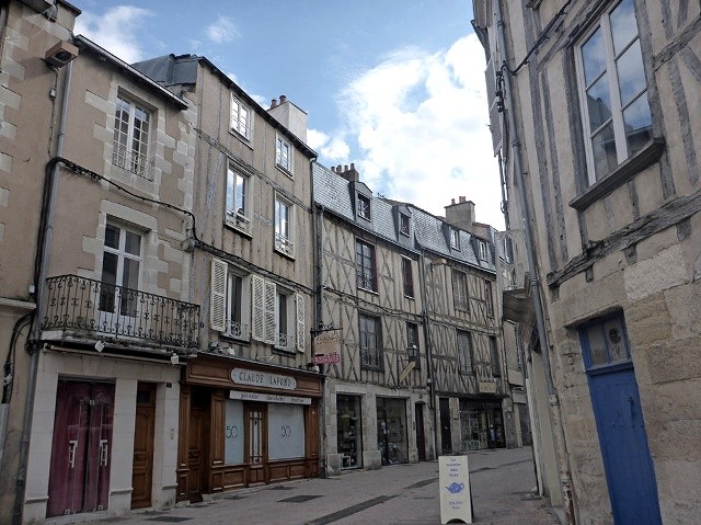Poitiers vienne promenade en ville