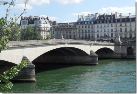 Pont du Carousel