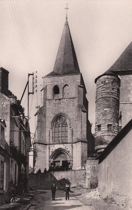 Pouilly-sur-Loire (Nièvre) L'église Saint Pierre CPA