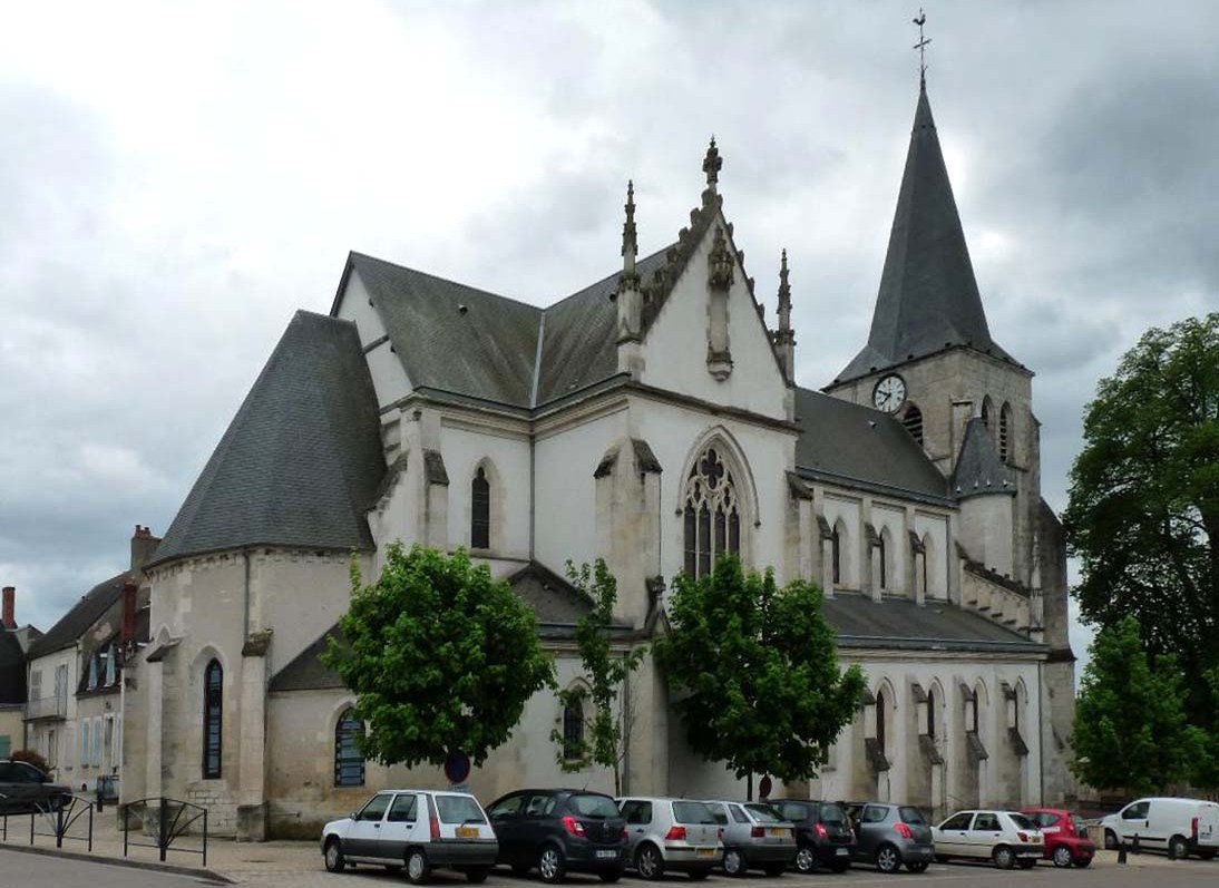 Pouilly-sur-Loire (Nièvre) L'église Saint Pierre