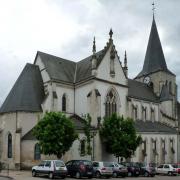 Pouilly-sur-Loire (Nièvre) L'église Saint Pierre