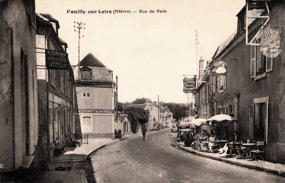 Pouilly-sur-Loire (Nièvre) L'hôtel du Cygne CPA