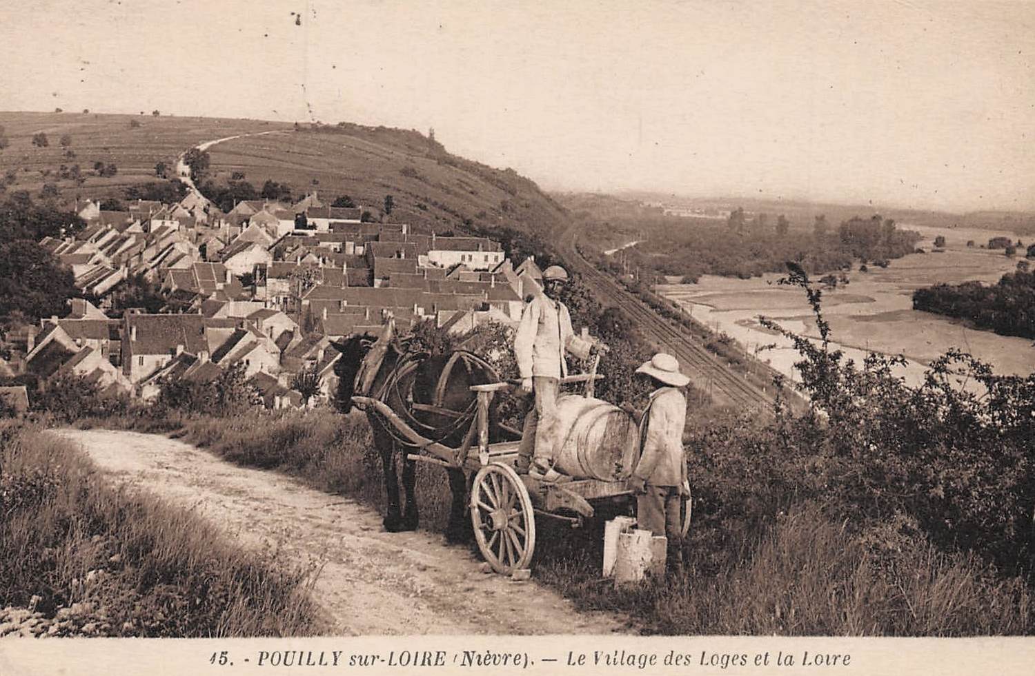 Pouilly-sur-Loire (Nièvre) Le hameau des Loges CPA
