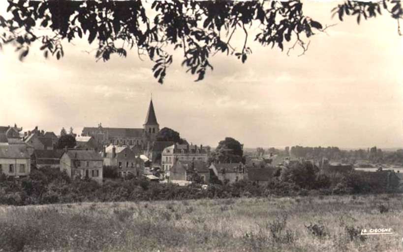 Pouilly-sur-Loire (Nièvre) Vue générale CPA