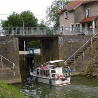 Pouilly-sur-Meuse (Meuse) L'écluse