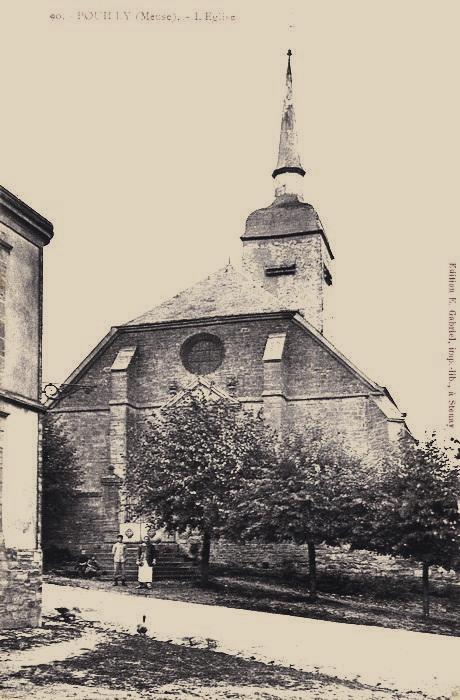 Pouilly-sur-Meuse (Meuse) L'église Saint Martin CPA