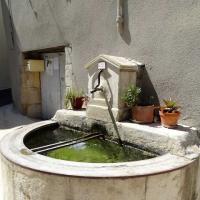 La fontaine de la Place Centrale