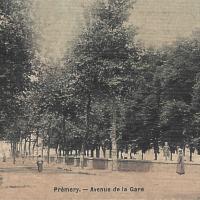  L'avenue de la Gare CPA