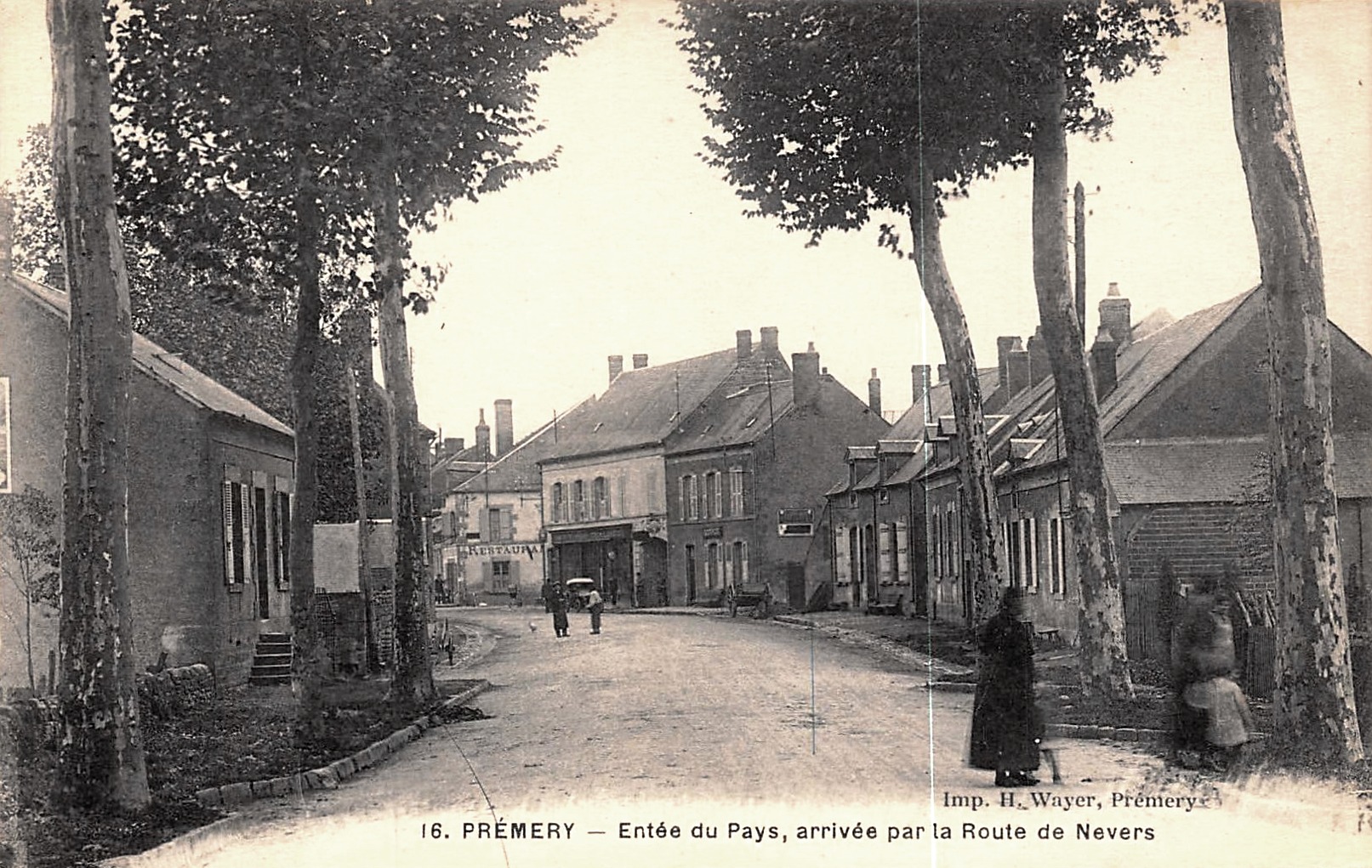 Prémery (Nièvre) L'entrée de la ville CPA