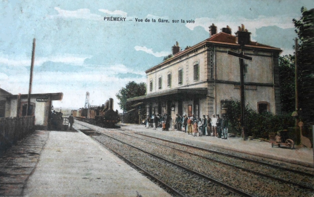 Prémery (Nièvre) La gare CPA