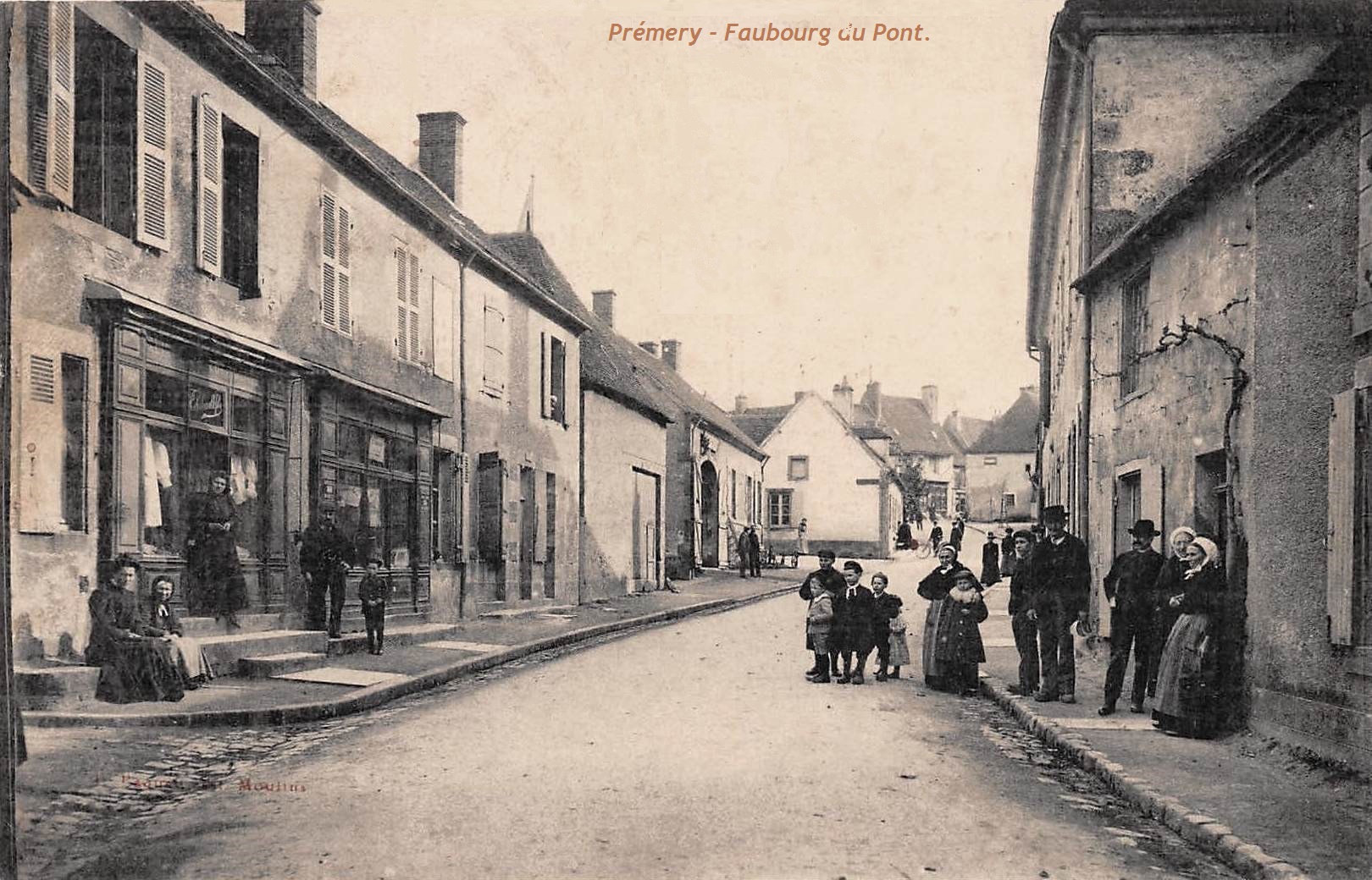 Prémery (Nièvre) Le faubourg du Pont CPA