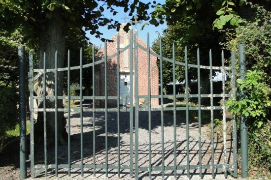 Prémont (Aisne) Chapelle Notre-Dame des 7 douleurs