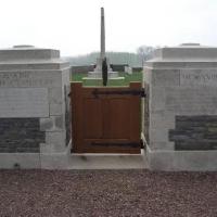 Prémont (Aisne) Monument aux morts