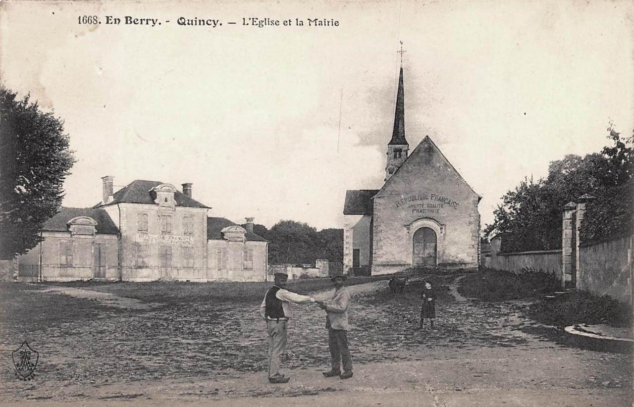 Quincy (Cher) L'église CPA