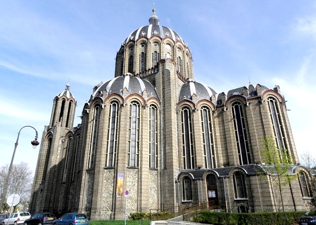 Reims 51 l eglise sainte clothilde