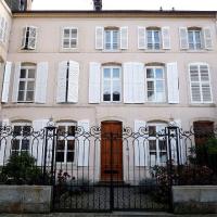 Remiremont 88 la maison d une chanoinesse