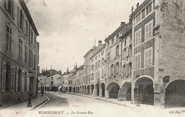 Remiremont 88 les arcades cpa