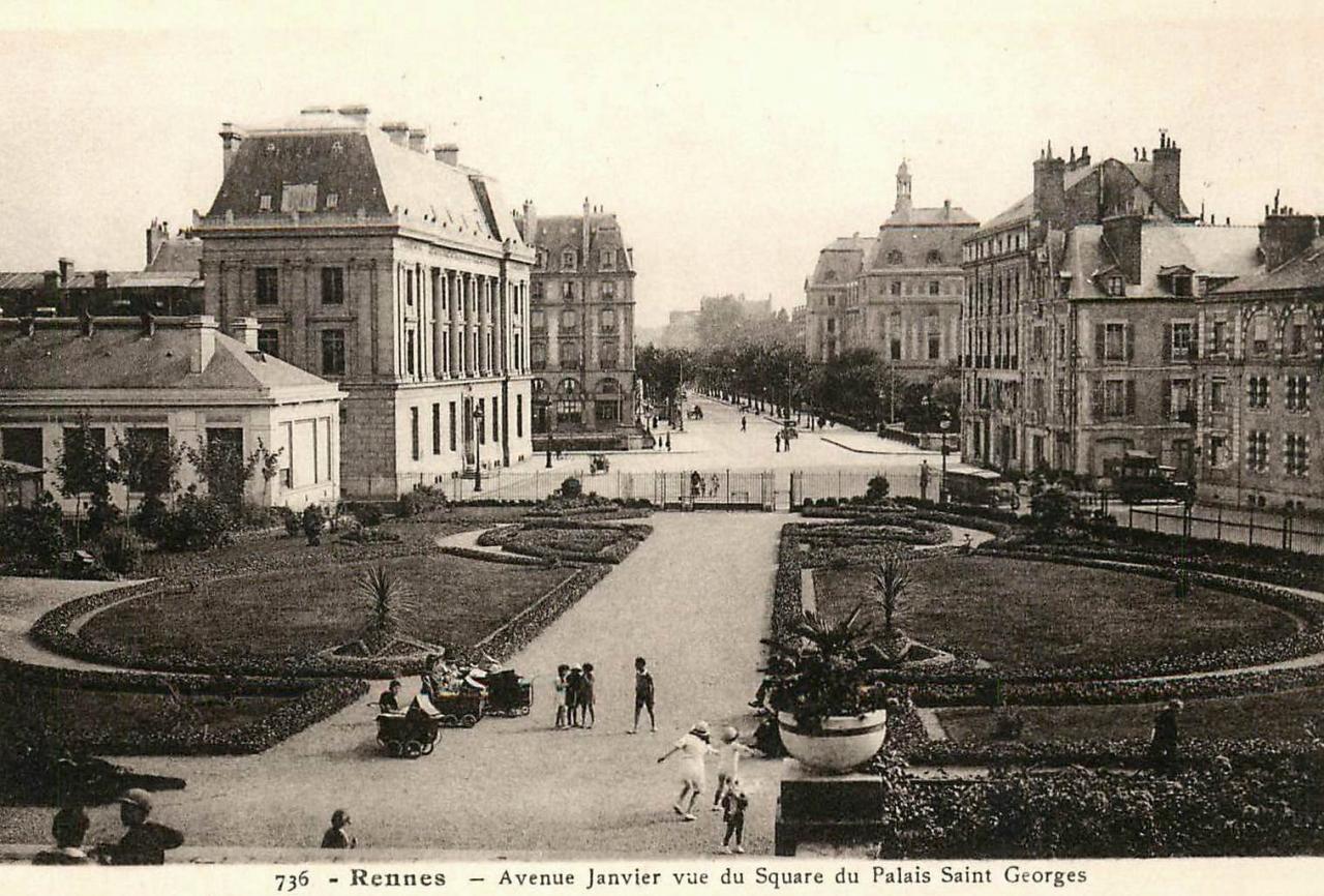 Rennes (Ille-et-Vilaine) L'avenue Janvier CPA