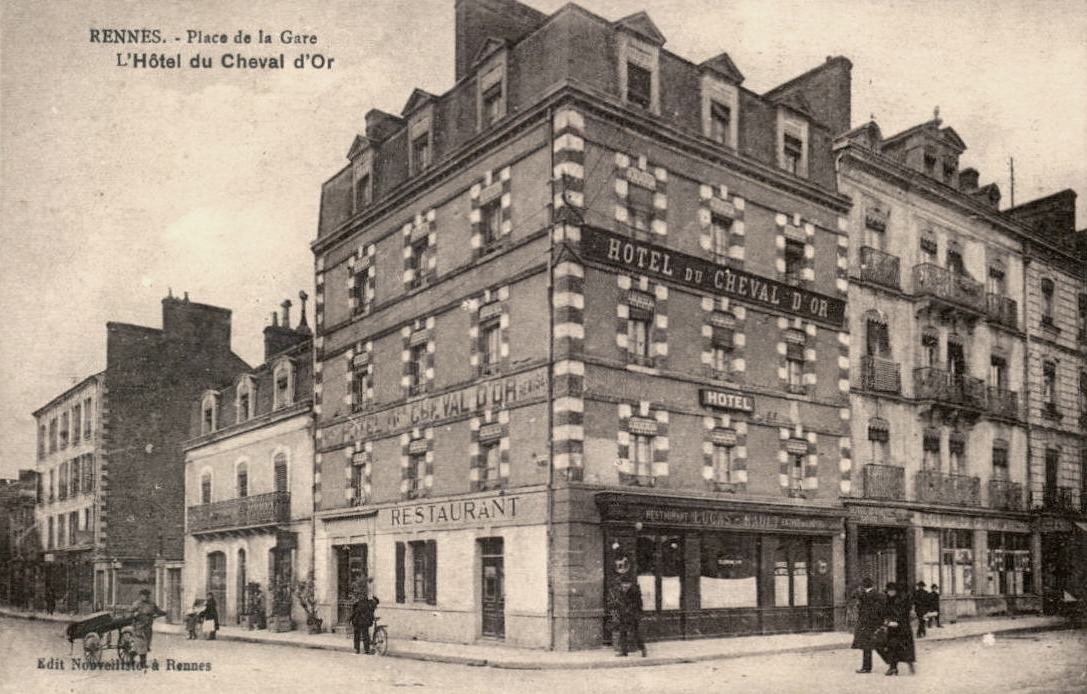 Rennes (Ille-et-Vilaine) L'Hôtel du Cheval d'Or CPA