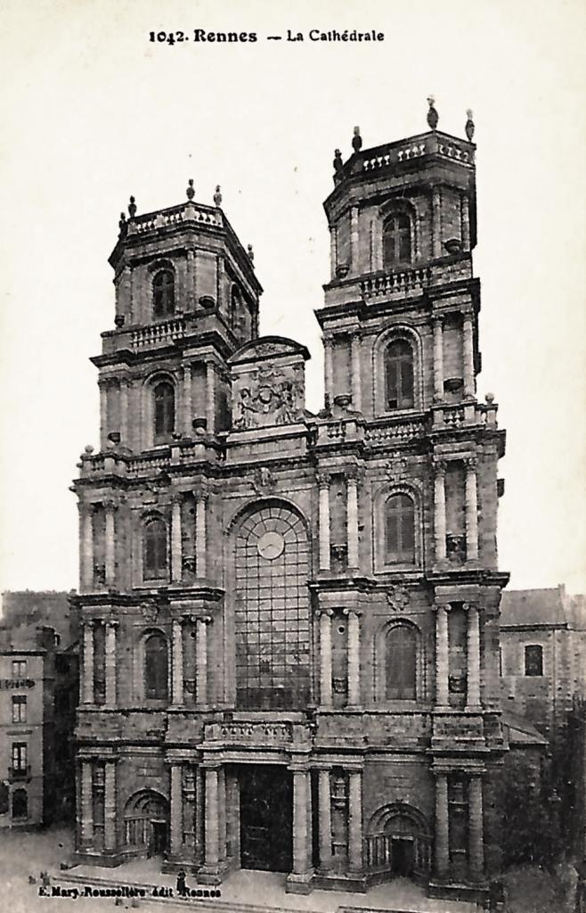 Rennes (Ille-et-Vilaine) La cathédrale Saint-Pierre CPA
