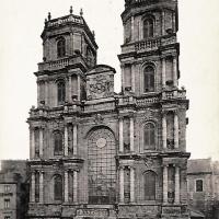 La cathédrale Saint-Pierre CPA