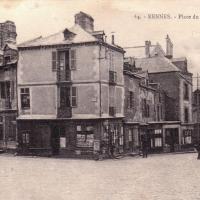 La place du Bas des lices CPA