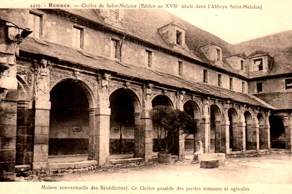 Rennes (Ille-et-Vilaine) Le cloître Saint-Melaine CPA