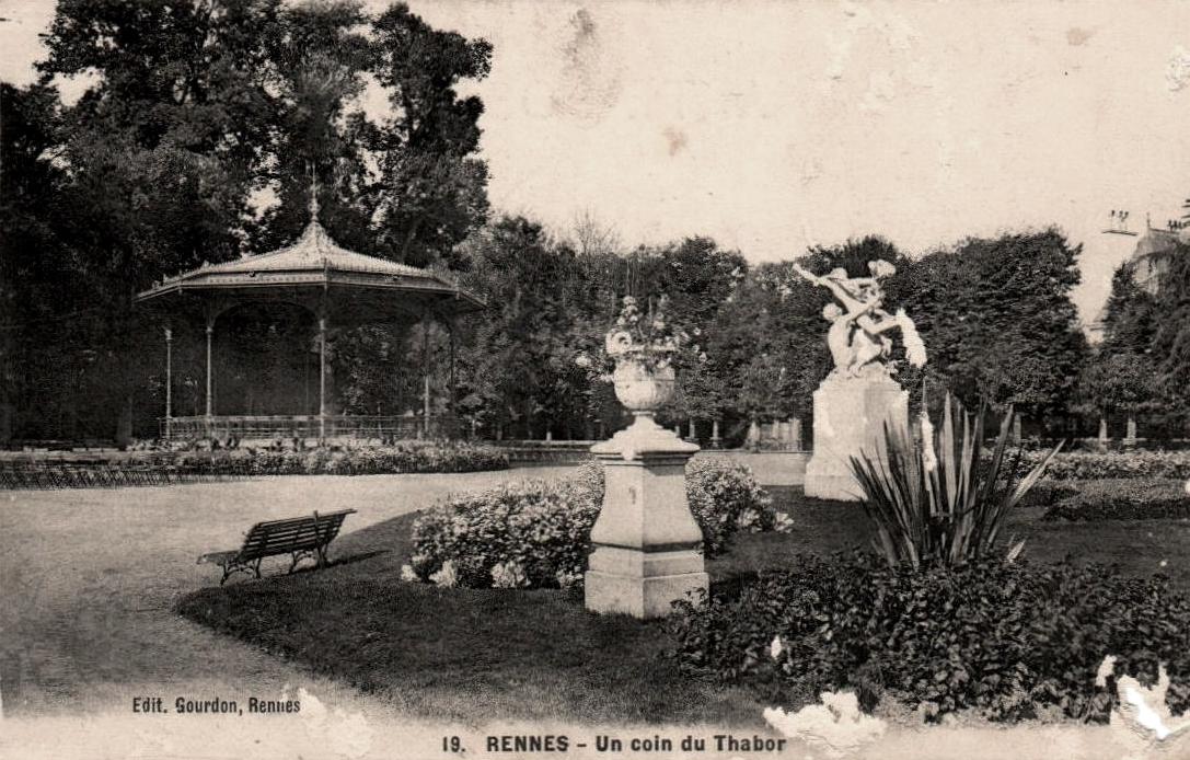 Rennes (Ille-et-Vilaine) Le jardin du Thabor CPA