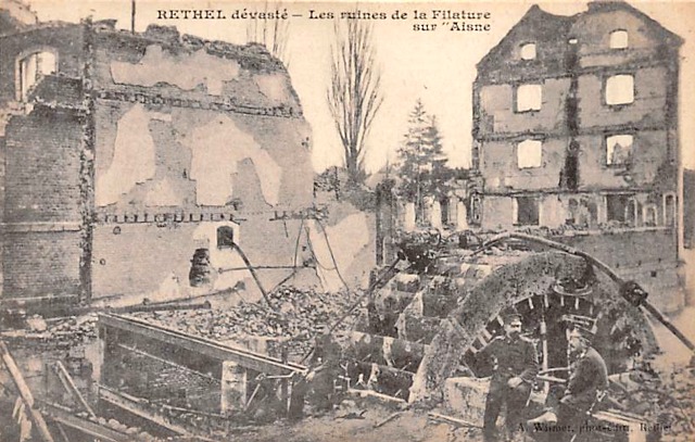 Rethel (08) 1918, les ruines des filatures CPA