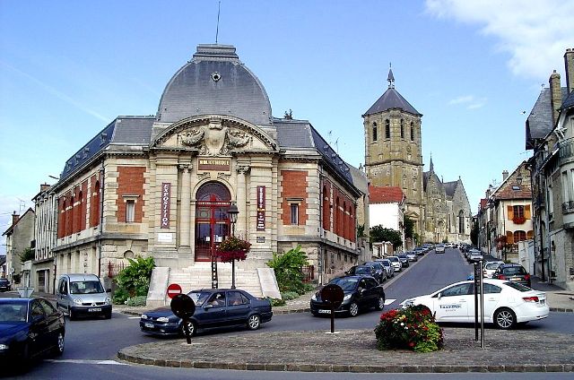 Rethel (08) La Bibliothèque ancienne Caisse d'Epargne