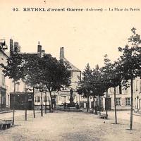 Rethel (08) La Place du parvis CPA