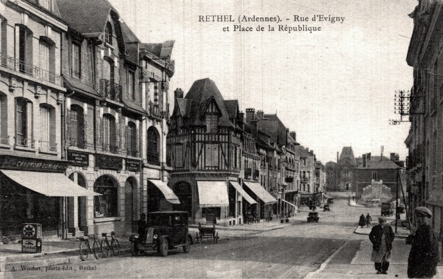 Rethel (08) La rue d'Evigny CPA