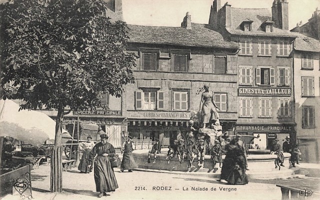 La fontaine et la naïade de Vergne (cpa)