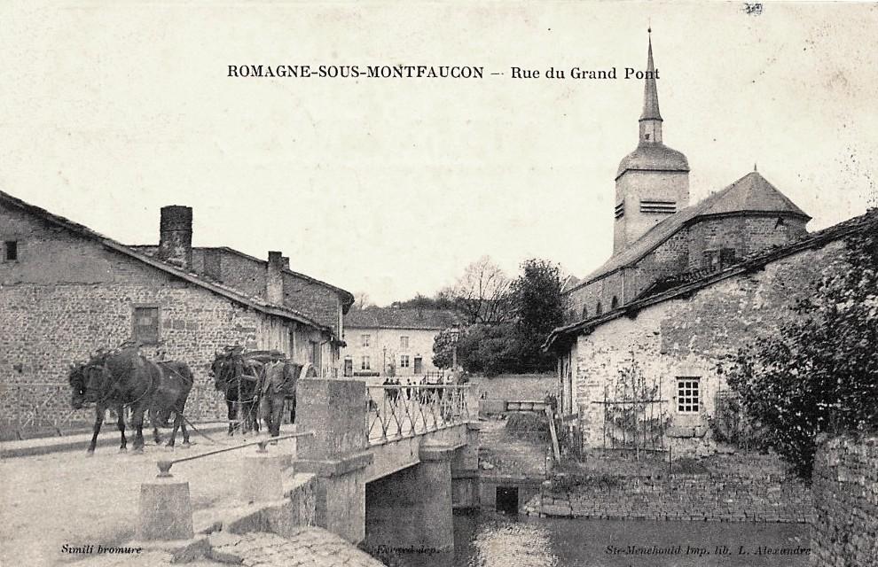 Romagne-sous-Montfaucon (Meuse) L'église et le pont CPA