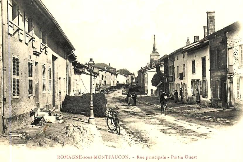 Romagne-sous-Montfaucon (Meuse)  La rue principale CPA3