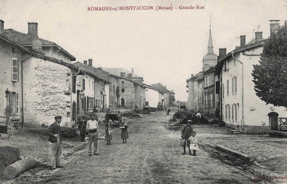 Romagne-sous-Montfaucon (Meuse)  La rue principale CPA7
