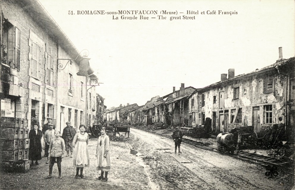 Romagne-sous-Montfaucon (Meuse)  La rue principale, Hôtel Français CPA