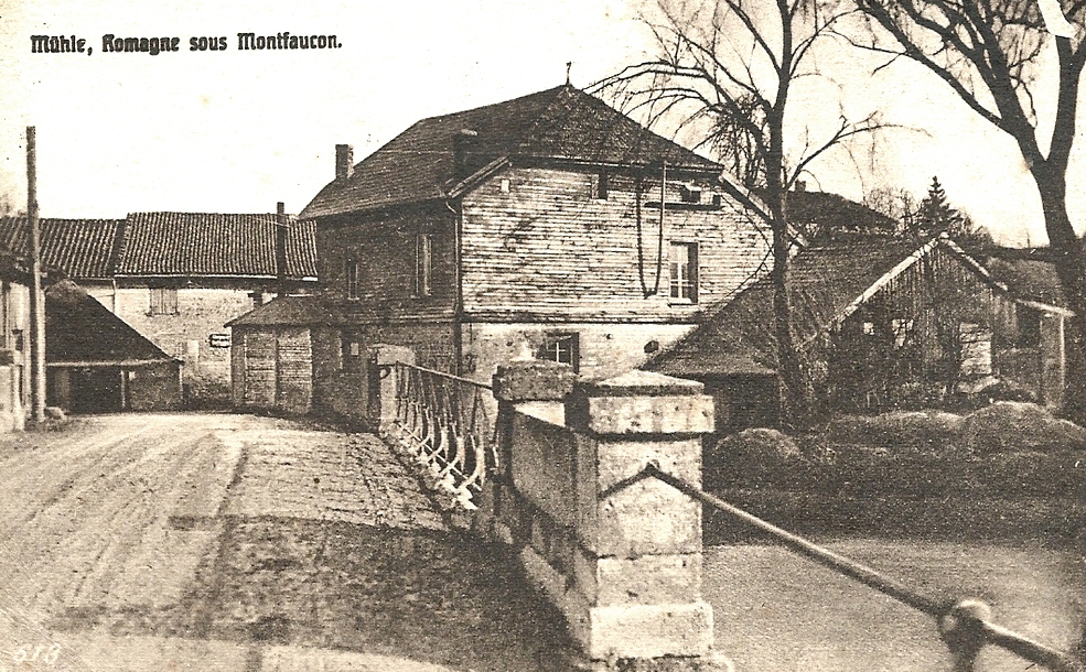 Romagne-sous-Montfaucon (Meuse) Le moulin à eau CPA