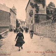 Le village (cpa)
