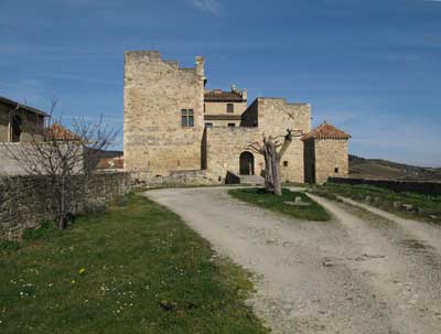 Roquetaillade (Aude) Le château