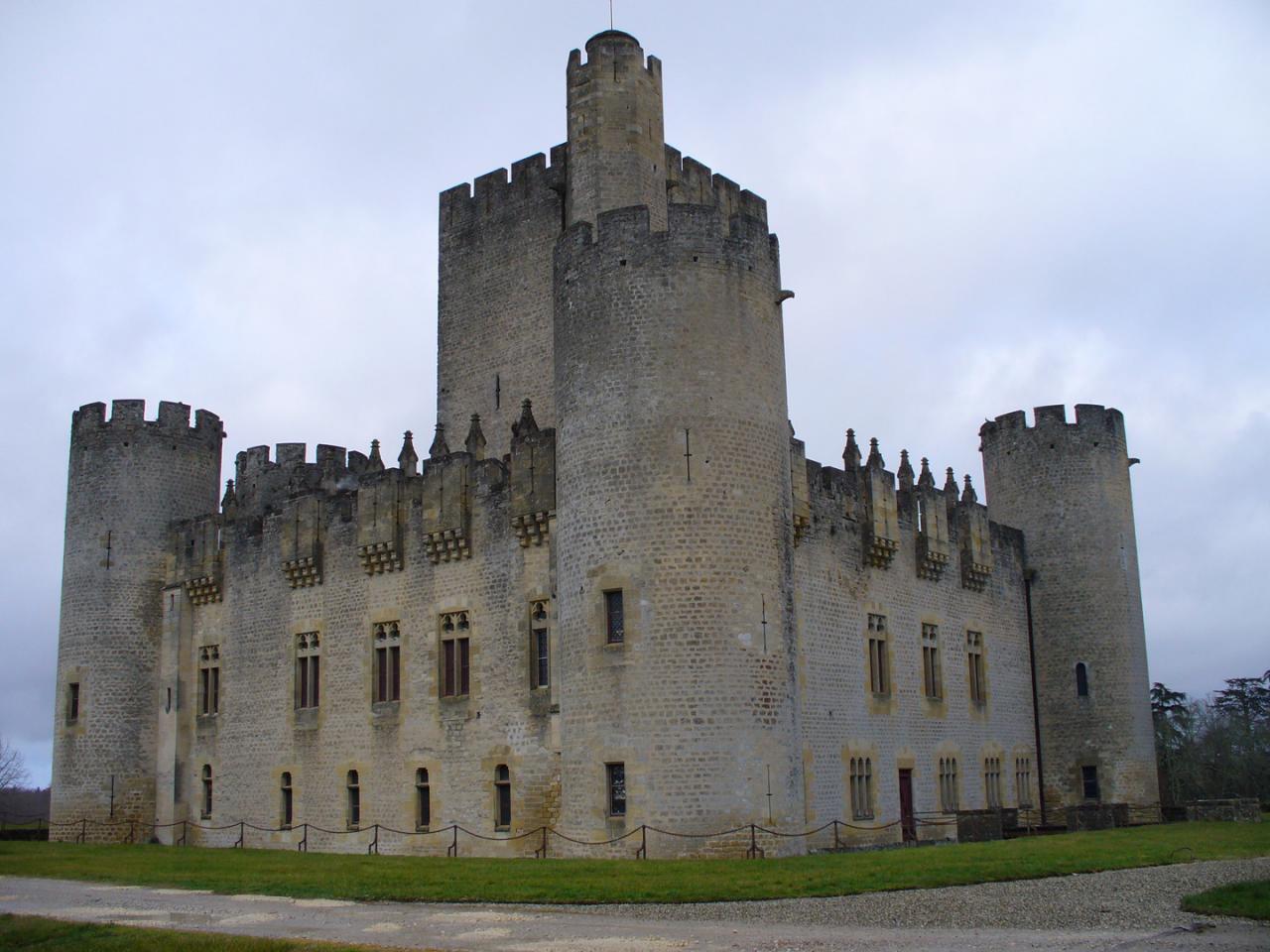 Roquetaillade (Aude) Le château