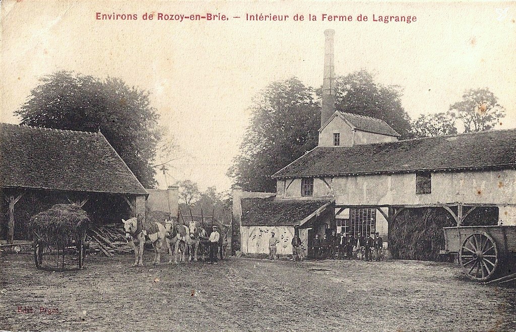 Rozoy-Bellevalle (Aisne) CPA Ferme Lagrange