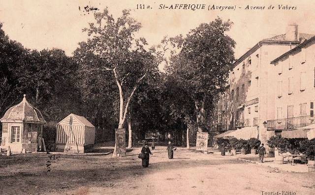 L' avenue de Vabres (cpa)