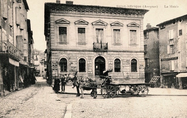 La mairie (cpa)