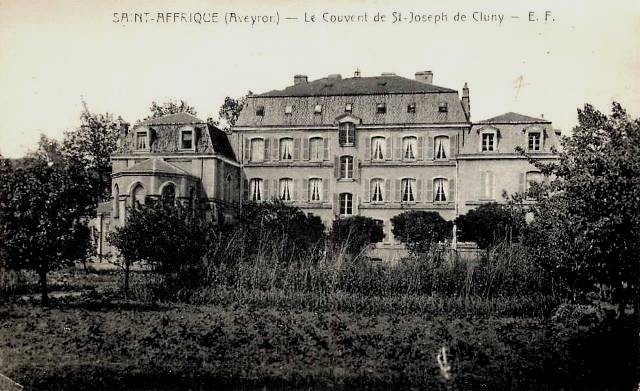 Le couvent Saint Joseph (cpa)
