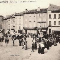 Le marché (cpa)