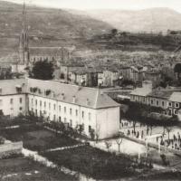 Le pensionnat Saint Jean Baptiste (cpa)