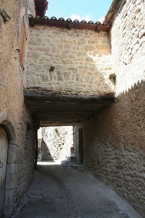 Dans le village