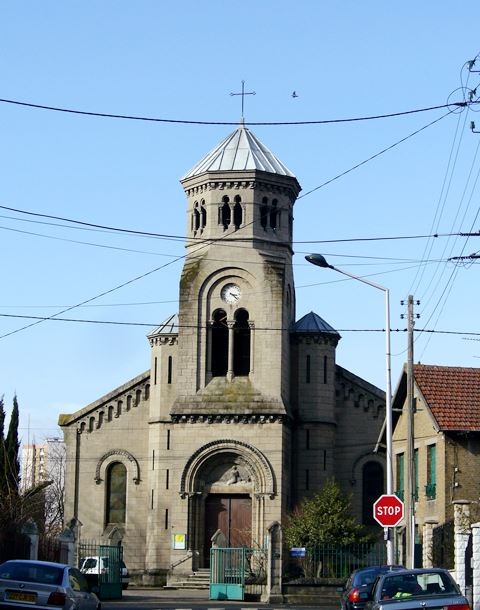 Saint denis seine saint denis l eglise sainte jeanne d arc de la mutualite